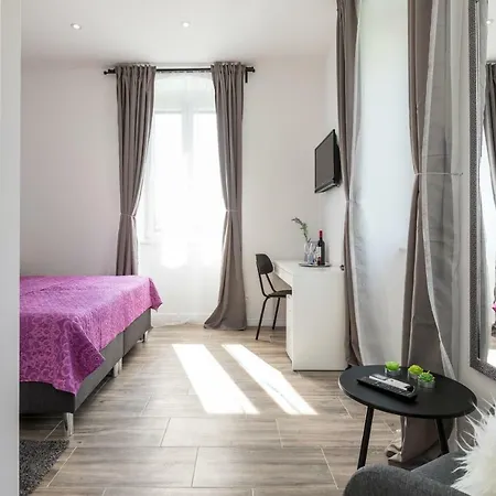 Seabed Rooms1 Gasthof